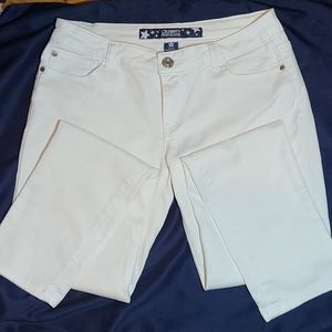 CELEBRITY  PINK MID RISE WHITE  JEANS SZ 9